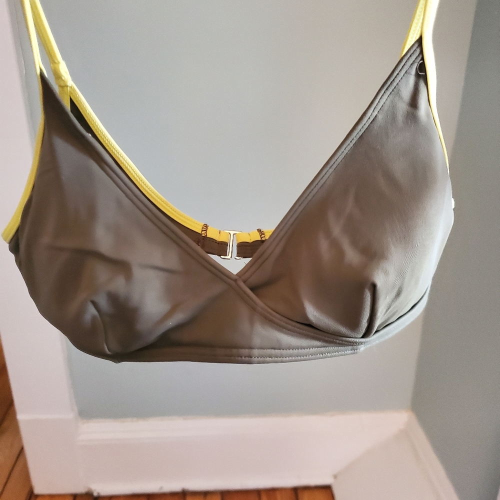 Bathing suit